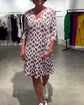 Andrea™ | Vestido midi geométrico – Ligereza con estilo en cada paso