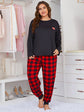 Aura Rotterdam™ Plus Size Cozy Plaid Pyjamaset